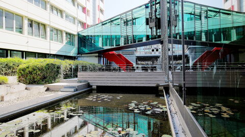 Blick in den Innenhof der HZD