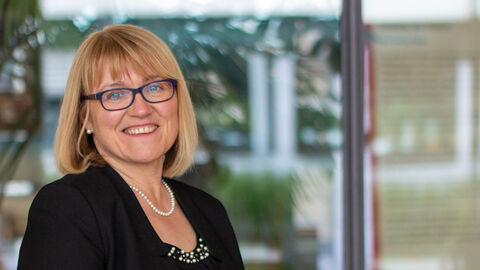 Porträtfoto Sabine Spang