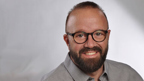 Porträtfoto Timo Knapp