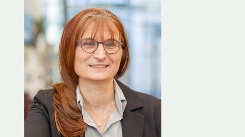 Dr. Ute Hellwig, Projektleiterin im Bereich Informationssicherheit der HZD Porträt Dr. Ute Hellwig