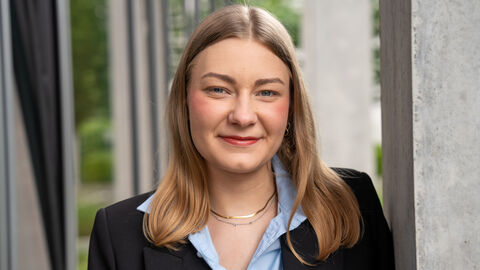 Anika Morasch Porträt Anika Morasch, Personalgewinnung